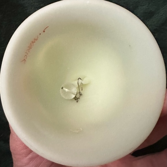 Fenton custard hand painted signed bell - Picture 3 of 5